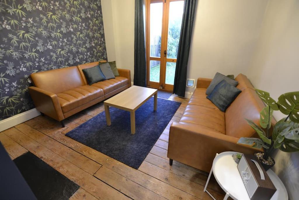 The Hive 4 Bed House Pool Table Air-Con Villa Maidstone Ngoại thất bức ảnh